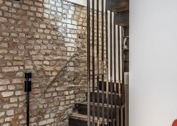 Coolest In Berlin, Easy Check-in, Big & Cozy, Near Center - Especially For Groups!