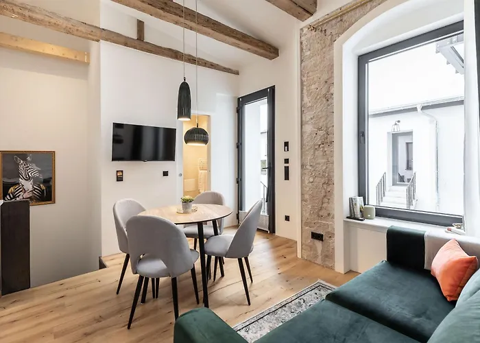 Coolest In Berlin, Easy Check-in, Big & Cozy, Near Center - Especially For Groups! Apartamento *