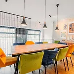 Group Loft Duplex -130sqm- Near Antonplatz * برلين