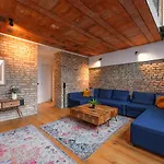 شقة Group Loft Duplex -130sqm- Near Antonplatz *