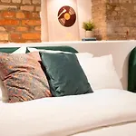 شقة Group Loft Duplex -130sqm- Near Antonplatz