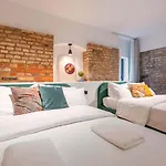 公寓 Group Loft Duplex -130sqm- Near Antonplatz