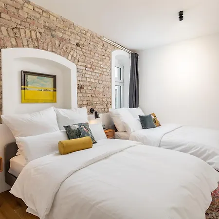 아파트 Coolest In Berlin, Easy Check-in, Big & Cozy, Near Center - Especially For Groups! 베를린