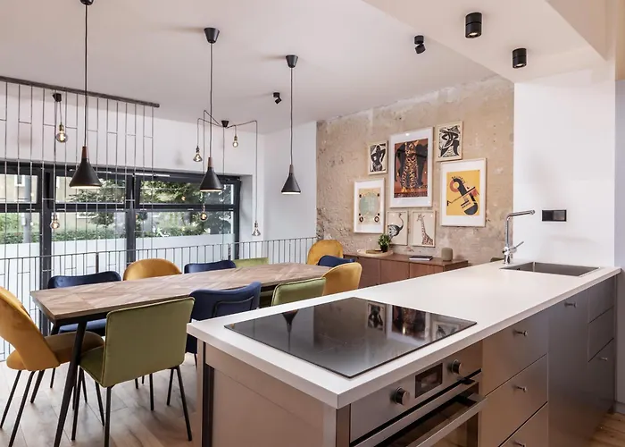 Coolest In Berlin, Easy Check-in, Big & Cozy, Near Center - Especially For Groups! * Berlín