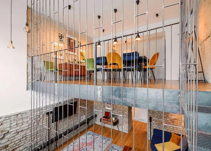 Group Loft Duplex -130sqm- Near Antonplatz Apartamento