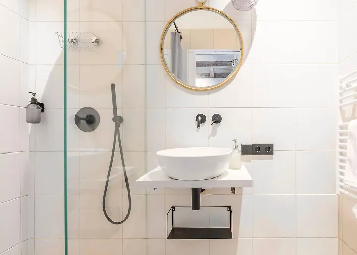 Group Loft Duplex -130sqm- Near Antonplatz * Berlín