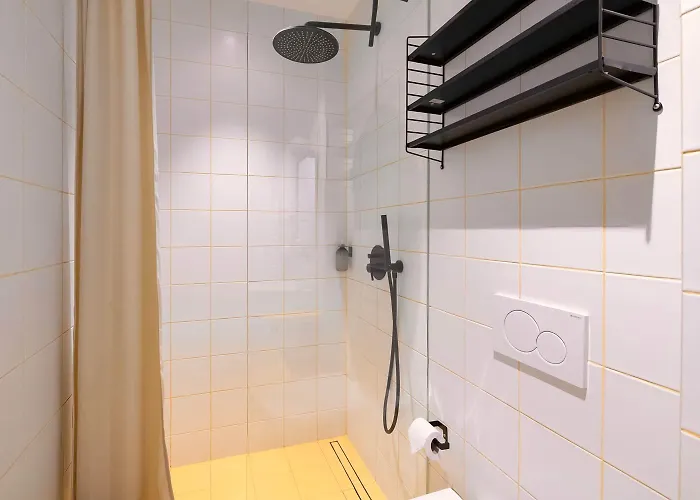 Group Loft Duplex -130sqm- Near Antonplatz