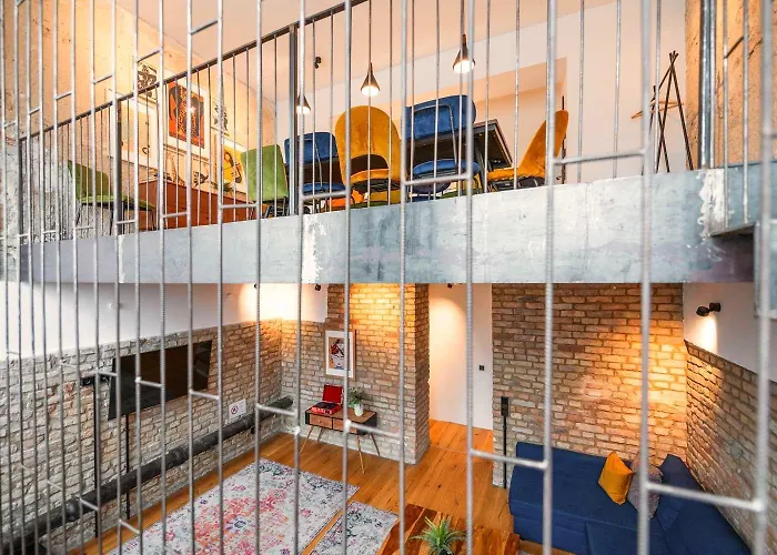 Group Loft Duplex -130sqm- Near Antonplatz Apartamento *