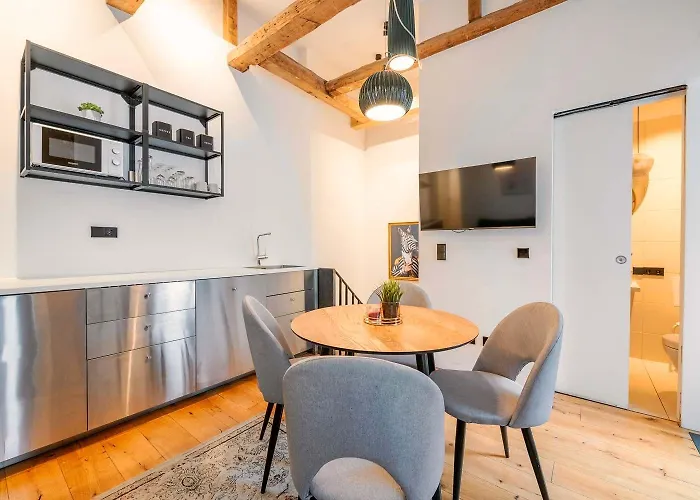 Appartamento Group Loft Duplex -130sqm- Near Antonplatz *