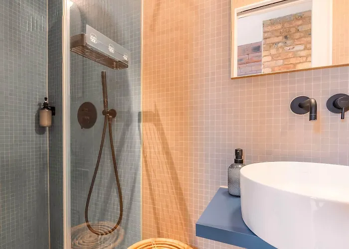 Appartamento Group Loft Duplex -130sqm- Near Antonplatz